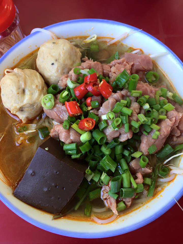 Bún bò huế - thơm ngon đúng điệu