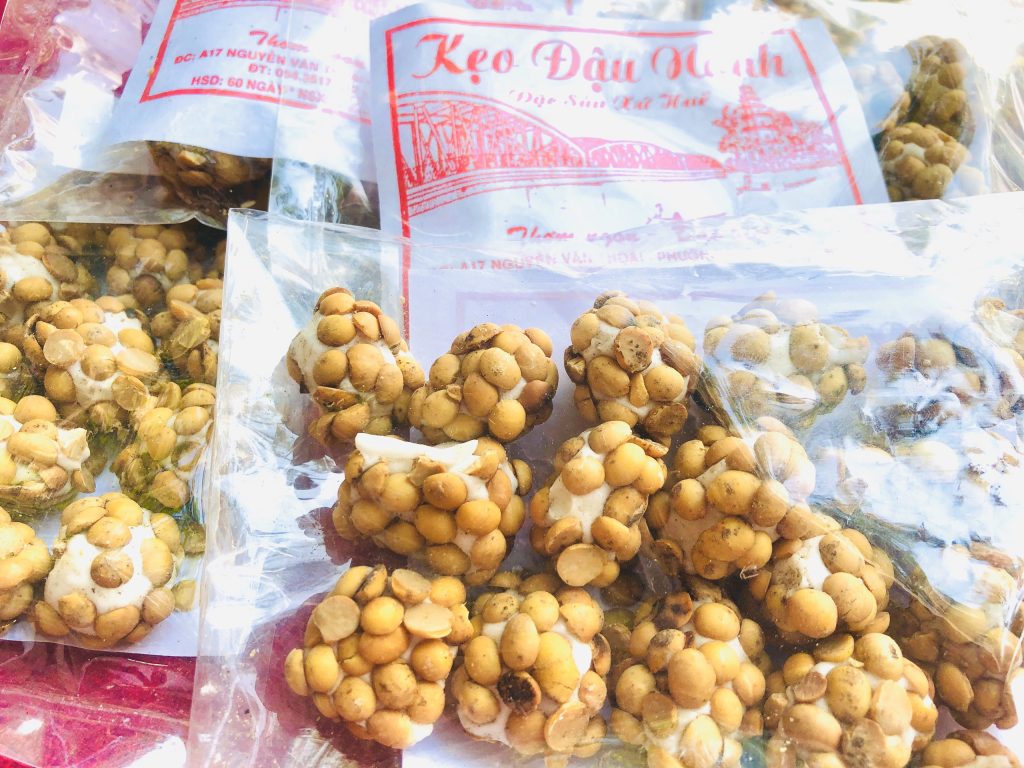 Kẹo đậu nành rang thơm lừng - Quà Huế Online - Đặc sản chính gốc